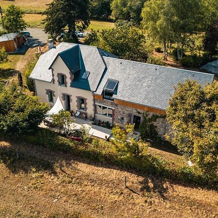 Bed and Breakfast Les Jardins De Nanine Lapleau Экстерьер фото