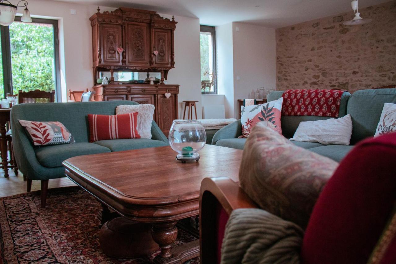 Bed and Breakfast Les Jardins De Nanine Lapleau Экстерьер фото
